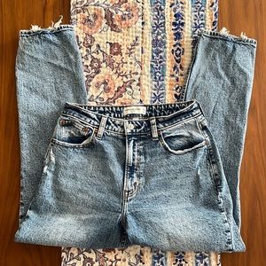 Abercrombie & fitch the mom high rise curve love jean size 4